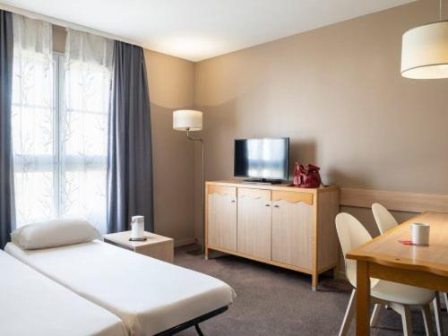 Hotel 35 M2 En Avec Services Et Menage Boulogne-Billancourt